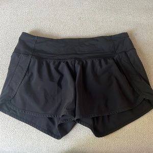 Black lulu shorts